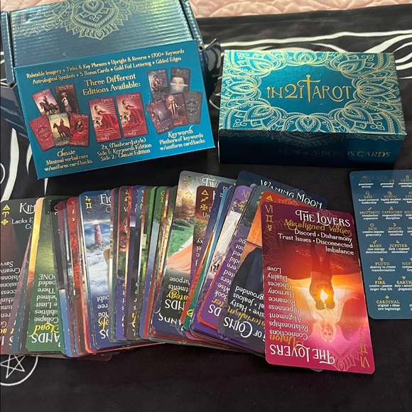 Tarot cards - Picture 3 of 3